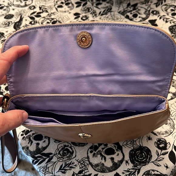 Coach Clutch/Wristlet Tan-Gold Shimmer - Picture 3 of 12